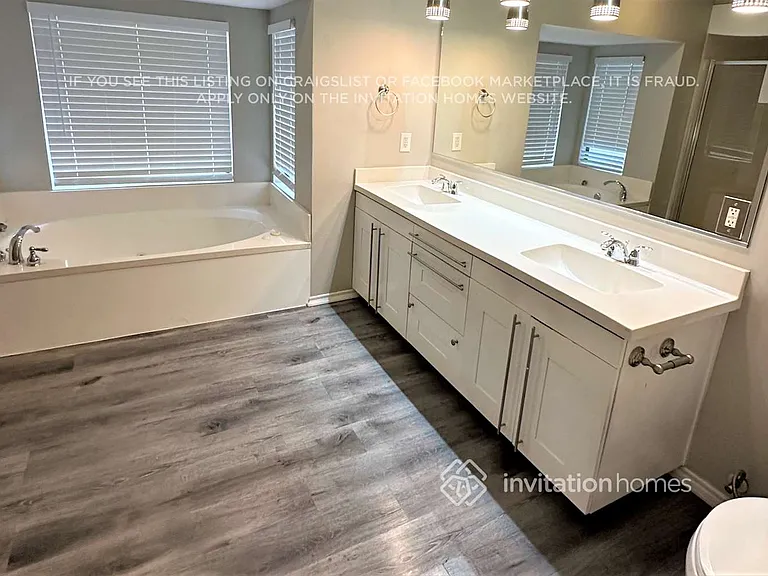 4510 Lone Oak Dr — Photo 11