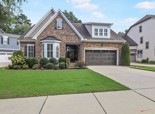 413 Morning Oaks Dr, Holly Springs, NC 27540