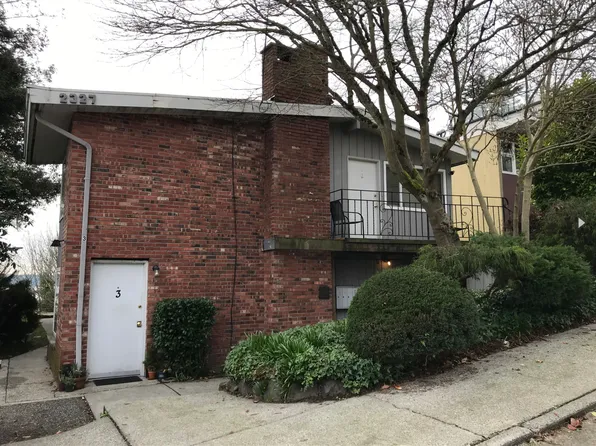 2327 Jr Crows Nest, 2327 W Plymouth St APT 2, Seattle, WA 98199