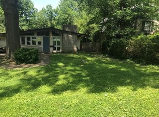 1203 Grandview Dr, Saint Louis, MO