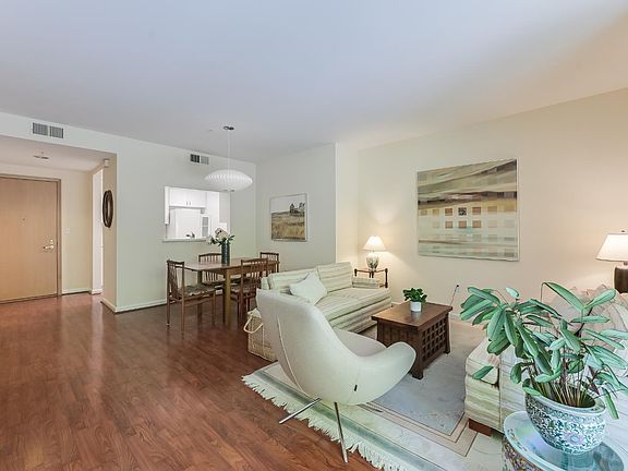 4th image of 400 Deer Valley Road #2G