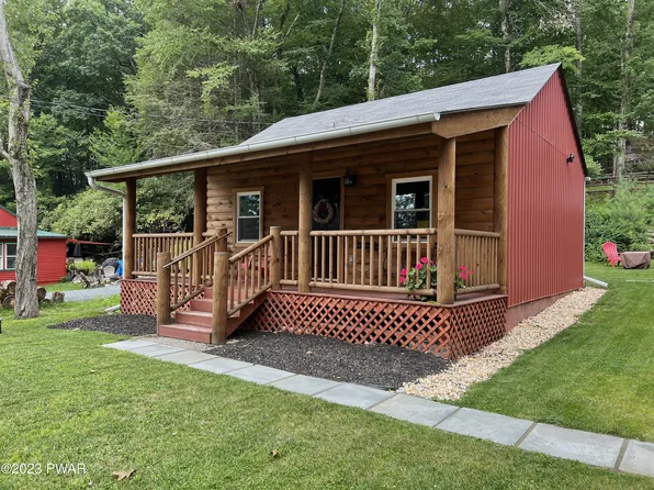 892 Route 507, Greentown, PA 18426