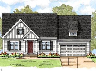 3 Angeles Ave, Saratoga Springs, NY 12866