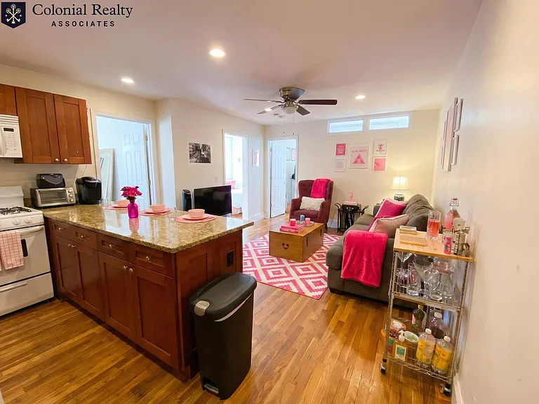 64 Egmont St #6B — Photo 5
