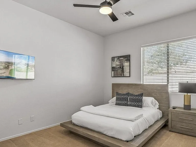 15033 W Windsor Ave — Photo 8