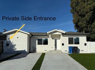 9945 1/2 Lull St, Burbank, CA 91504