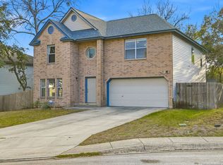 8211 Maverick Ridge Dr, San Antonio, TX 78240