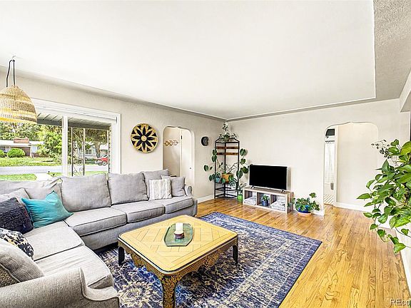4th image of 2758 S Irving Street