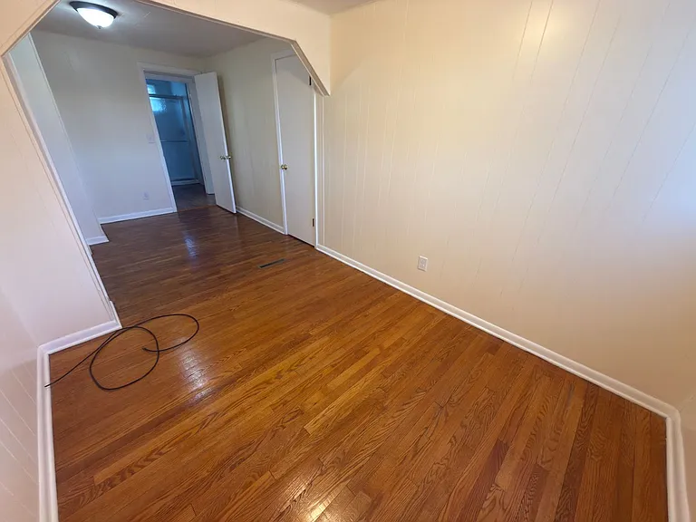 945 Depot St NE — Photo 16