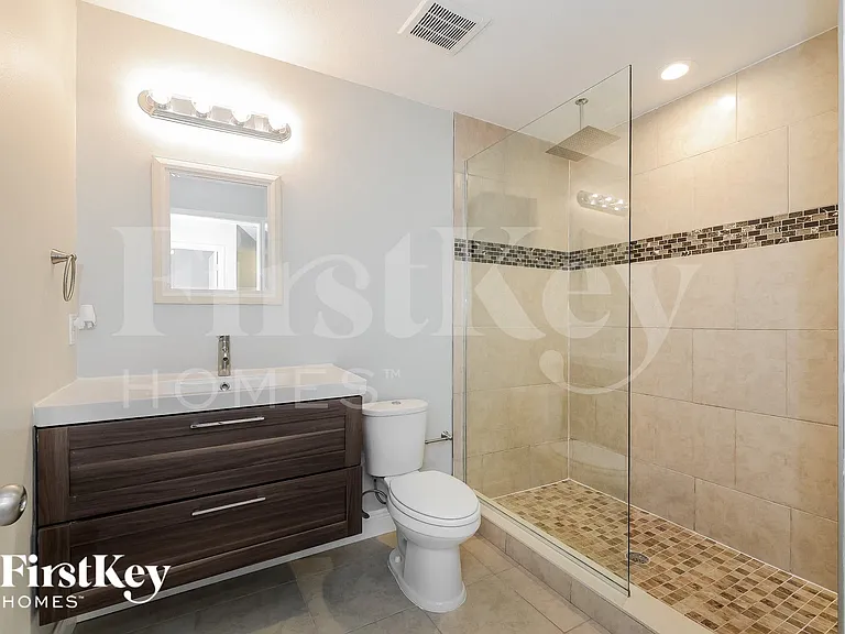 419 Eagle Dr — Photo 13
