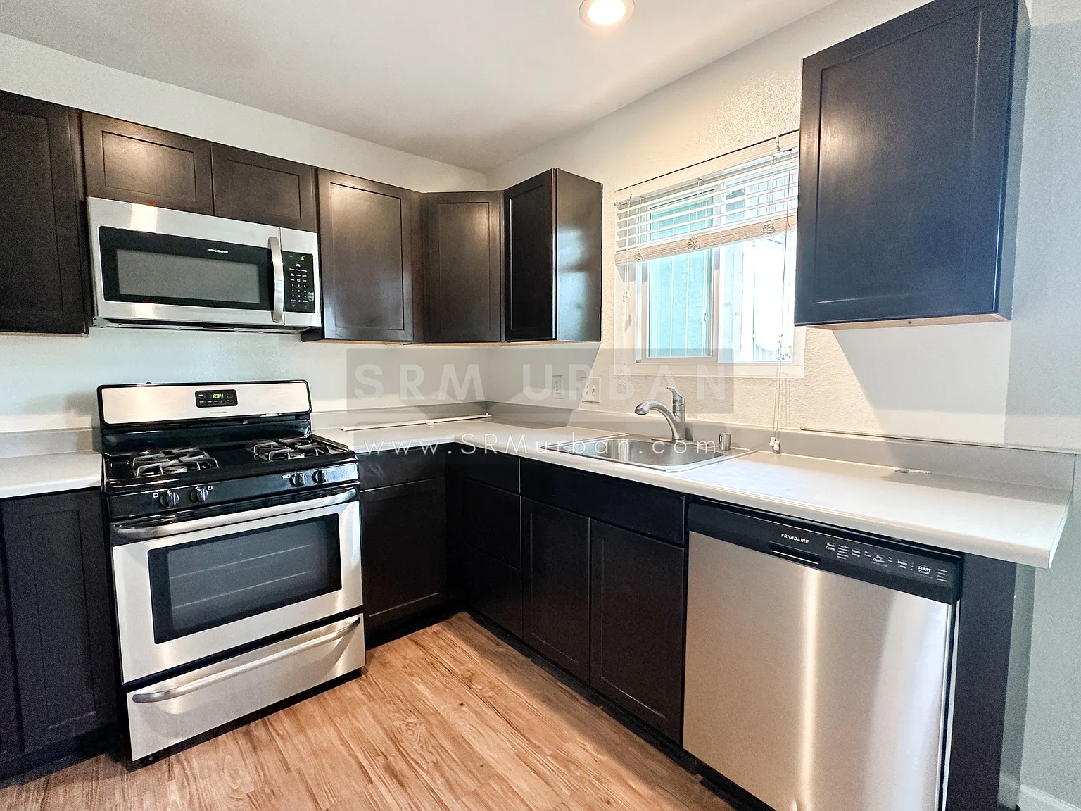 2 bed, $2,595 — Photo 1