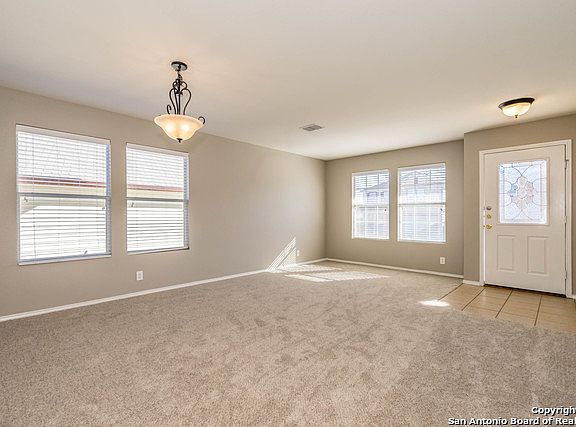 2nd image of 24615 Hickory Mdw