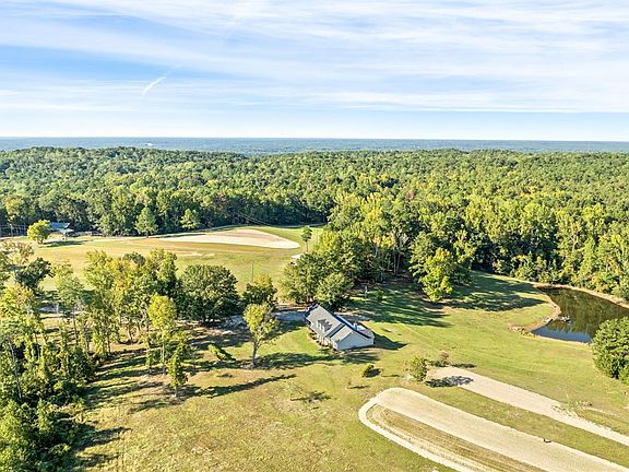3rd image of 1135 Whitman Field Rd