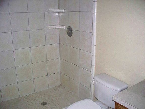 3rd image of 10325 N 87th Ave