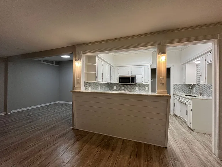 3309 Mahan Dr — Photo 6