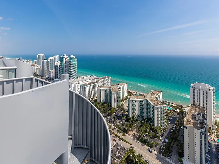 2721 E Hallandale Beach Blvd #43-ID1049810P — Photo 21