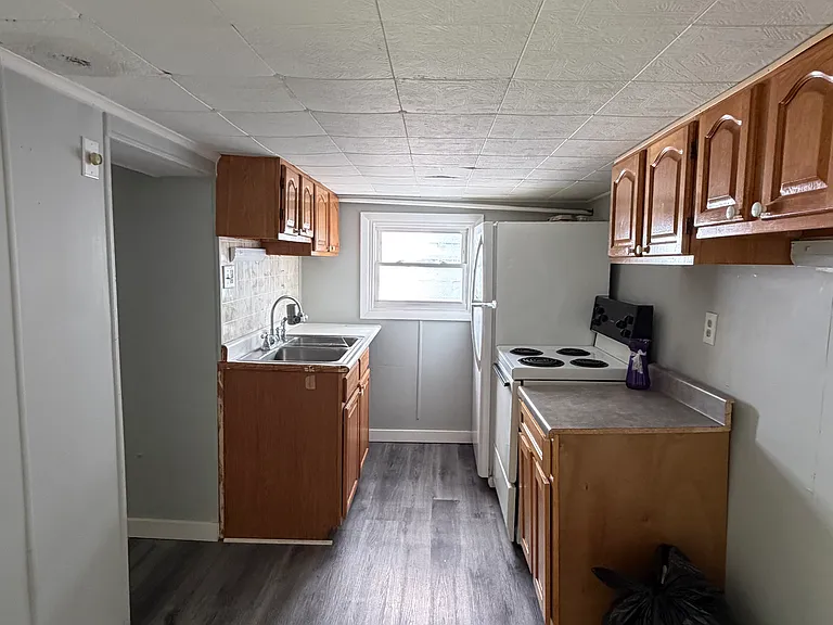 1514 Howard Ave #C — Photo 4