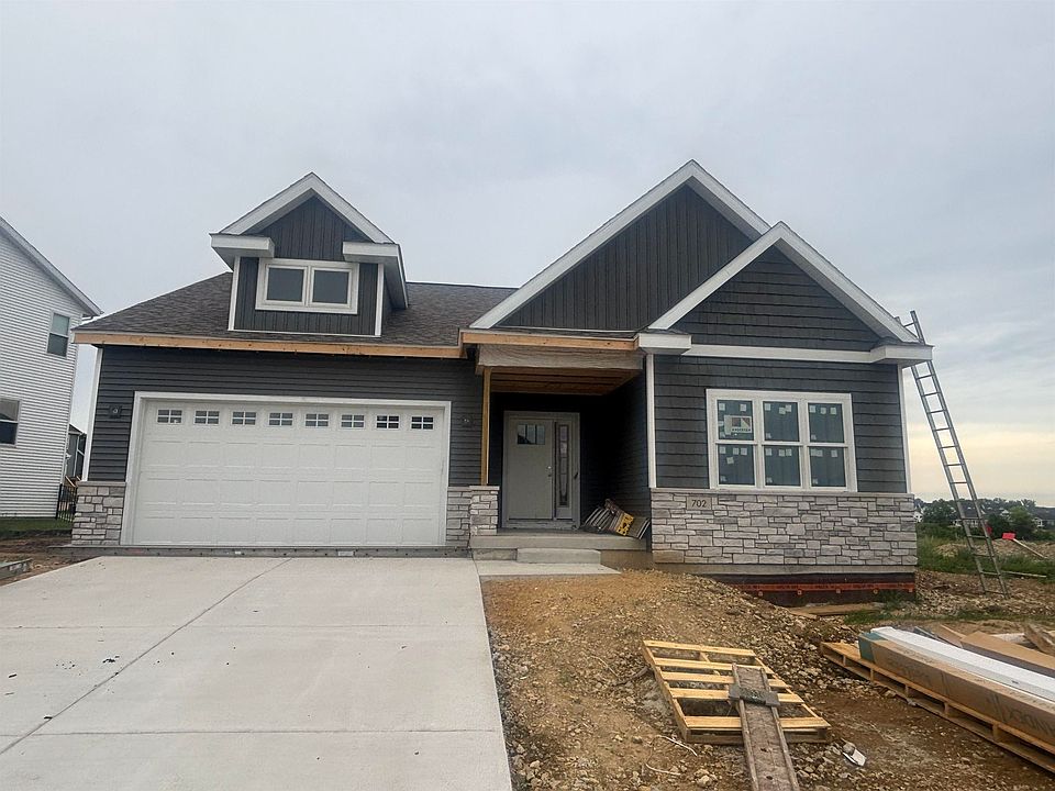1st image of 702 Mocha Way