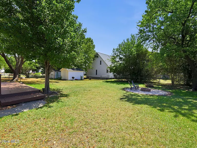 2117 Canyon Dr — Photo 44