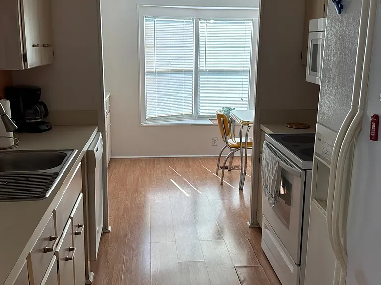 19219 Meadow Brook Ct #41-L — Photo 5