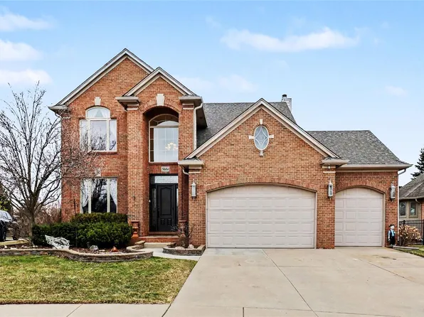 50414 Greycoat Ln, Macomb, MI 48044