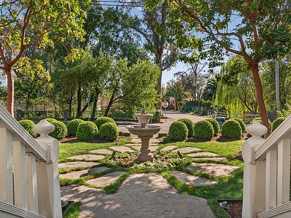 4th image of 300 E Napa Street