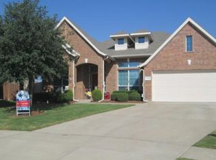 2216 Lewis Trl, Grand Prairie, TX 75052