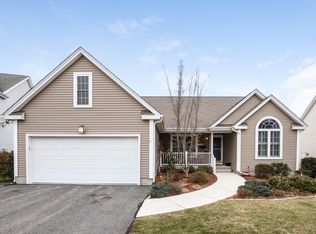 4 Regatta Dr, Niantic, CT 06357