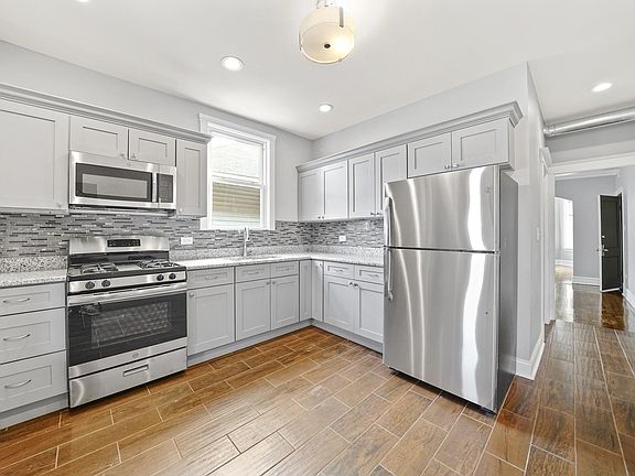 4th image of 5919 S Maplewood Ave