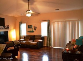 7309 Autumn Trace Dr UNIT 201, Louisville, KY 40214