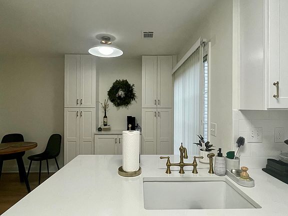 2nd image of 8277 Golf Ridge Dr