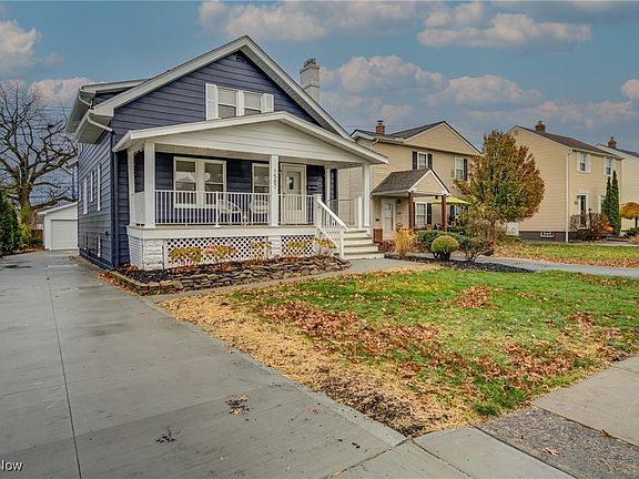 2nd image of 1587 Woodrow Ave