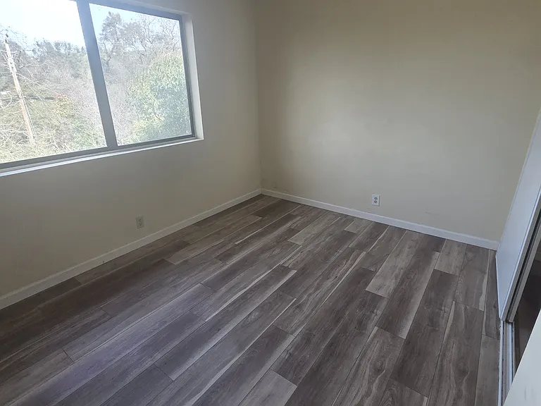 2717 Knollwood Dr — Photo 14