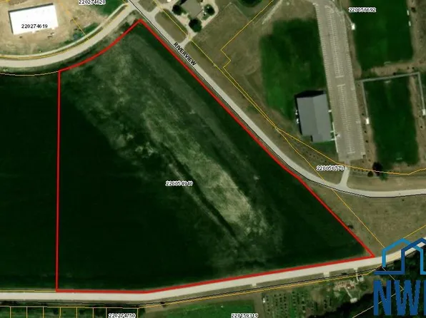 2 Riverview Dr, South Sioux City, NE 68776