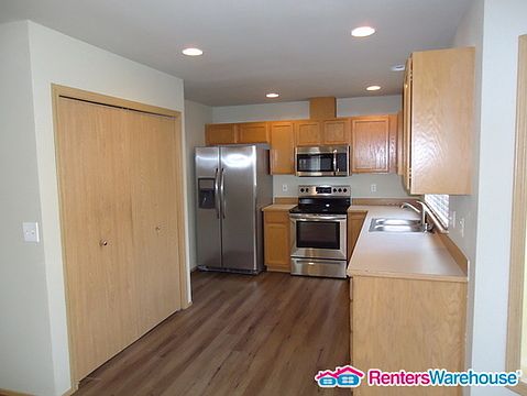 3rd image of 7919 202nd Street Ct E