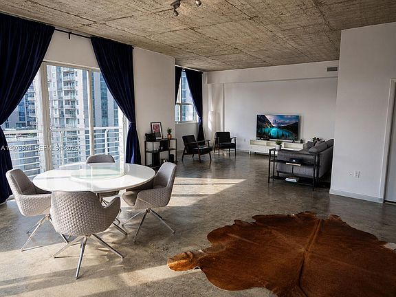 3rd image of 133 NE 2nd Ave APT 2113