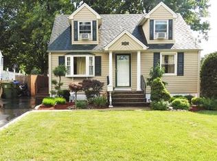 251 Grandview Ave, Edison, NJ 08837