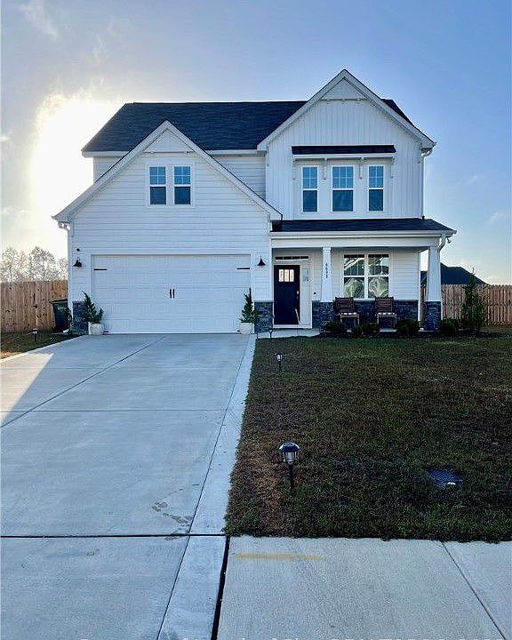1st image of 6608 Carswell Dr