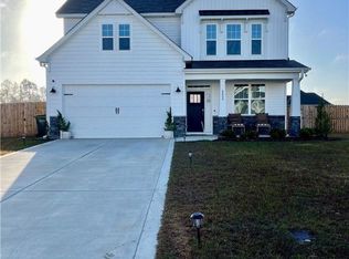 6608 Carswell Dr, Fayetteville, NC 28311