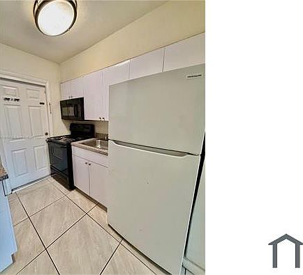 4th image of 2571 NW 13th Ct