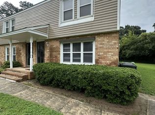 1612 Trently Ct, Raleigh, NC 27609