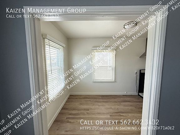 5th image of 160 W Hillcrest Blvd APT C