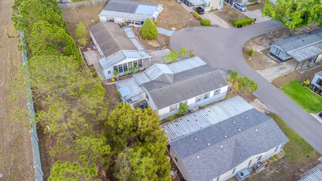 236 Apache Cir, Clermont, FL - View 3