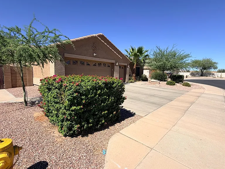 8638 E Osage Cir — Photo 2