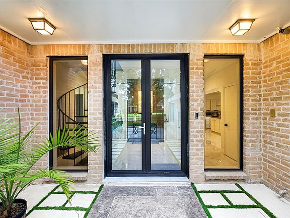 4th image of 1515 Haven Lock Dr