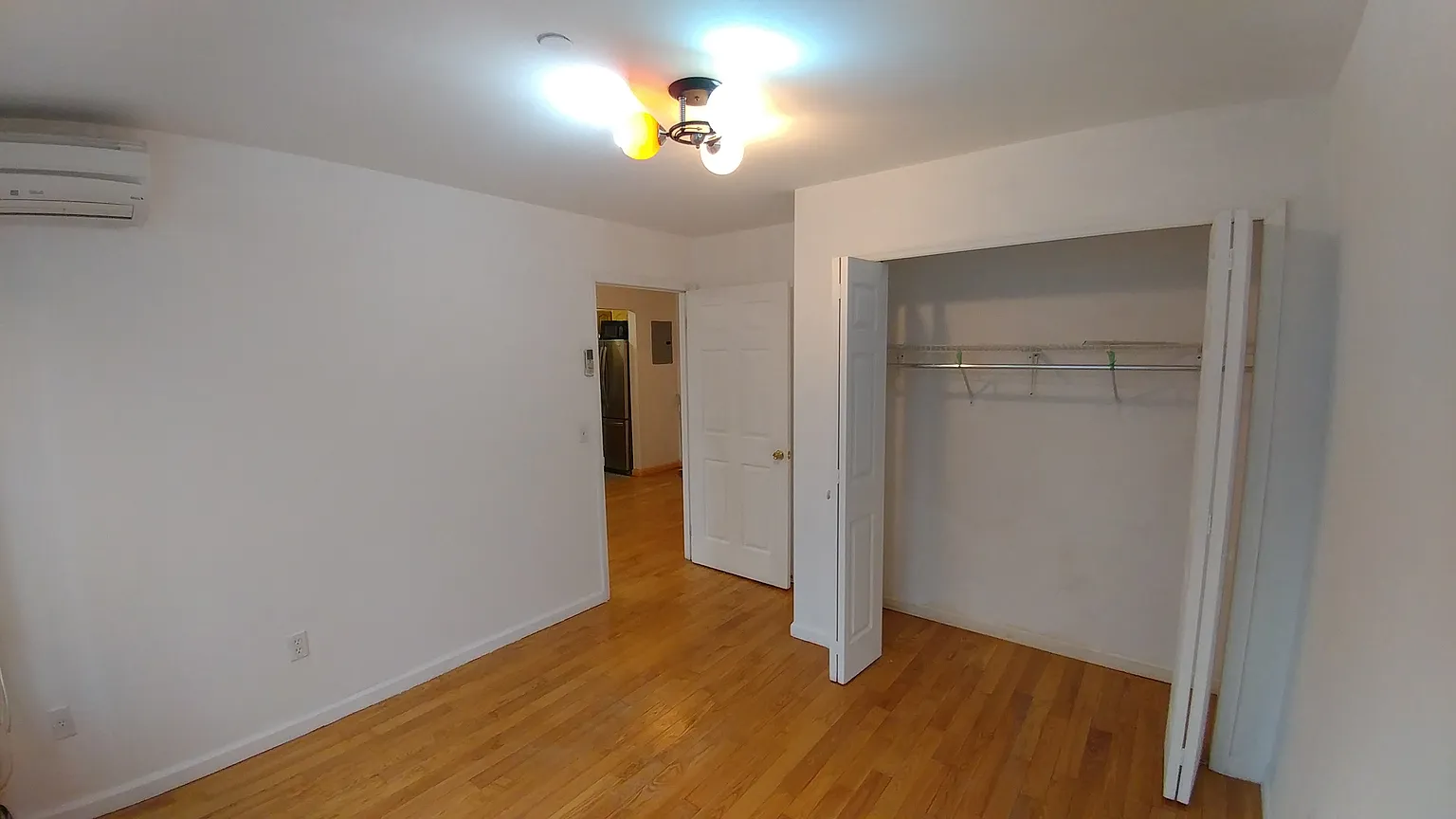 8432 Grand Ave APT 1C photo 1