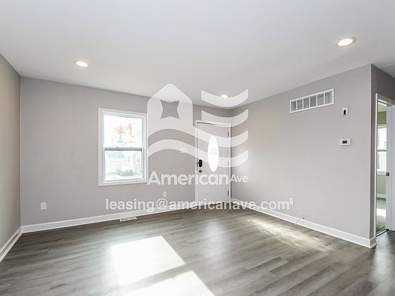 241122_004_wm_-_living_room_13367183.jpg