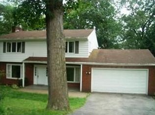 237 Teakwood Rd, Butler, PA 16001