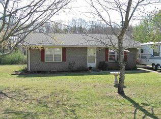 114 Carson Dr, Starr, SC 29684
