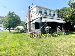 133 W South St, Everett, PA 15537